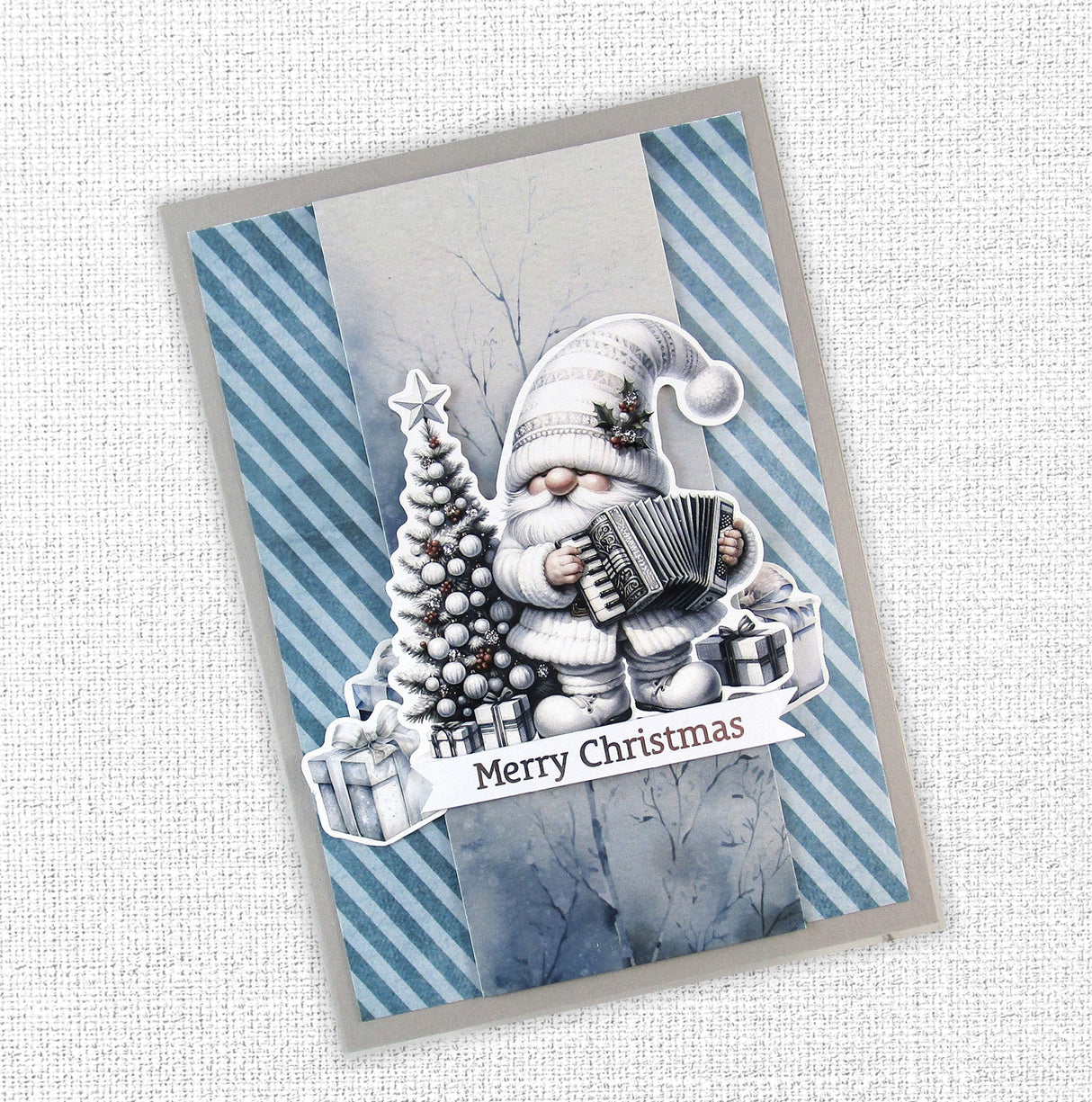 White Christmas Gnomes Embossed Die Cuts 32880